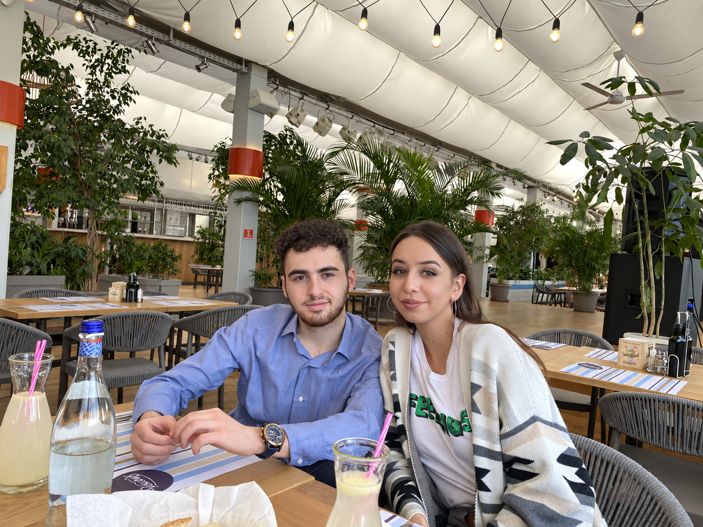 Cristi și Bianca împreună la restaurant